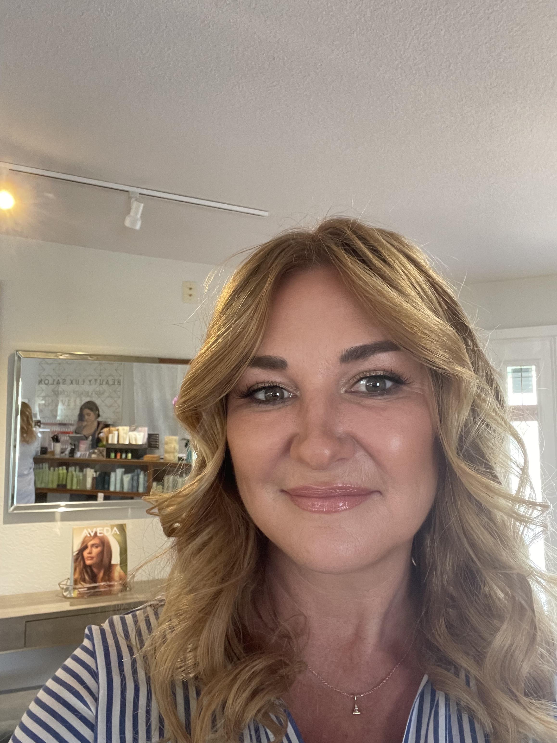 BEAUTY LUX SALON KONA In Kailua-Kona HI | Vagaro